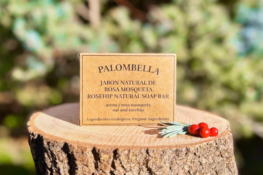 Jabón sólido natural artesanal facial y corporal de rosa mosqueta de Palombella